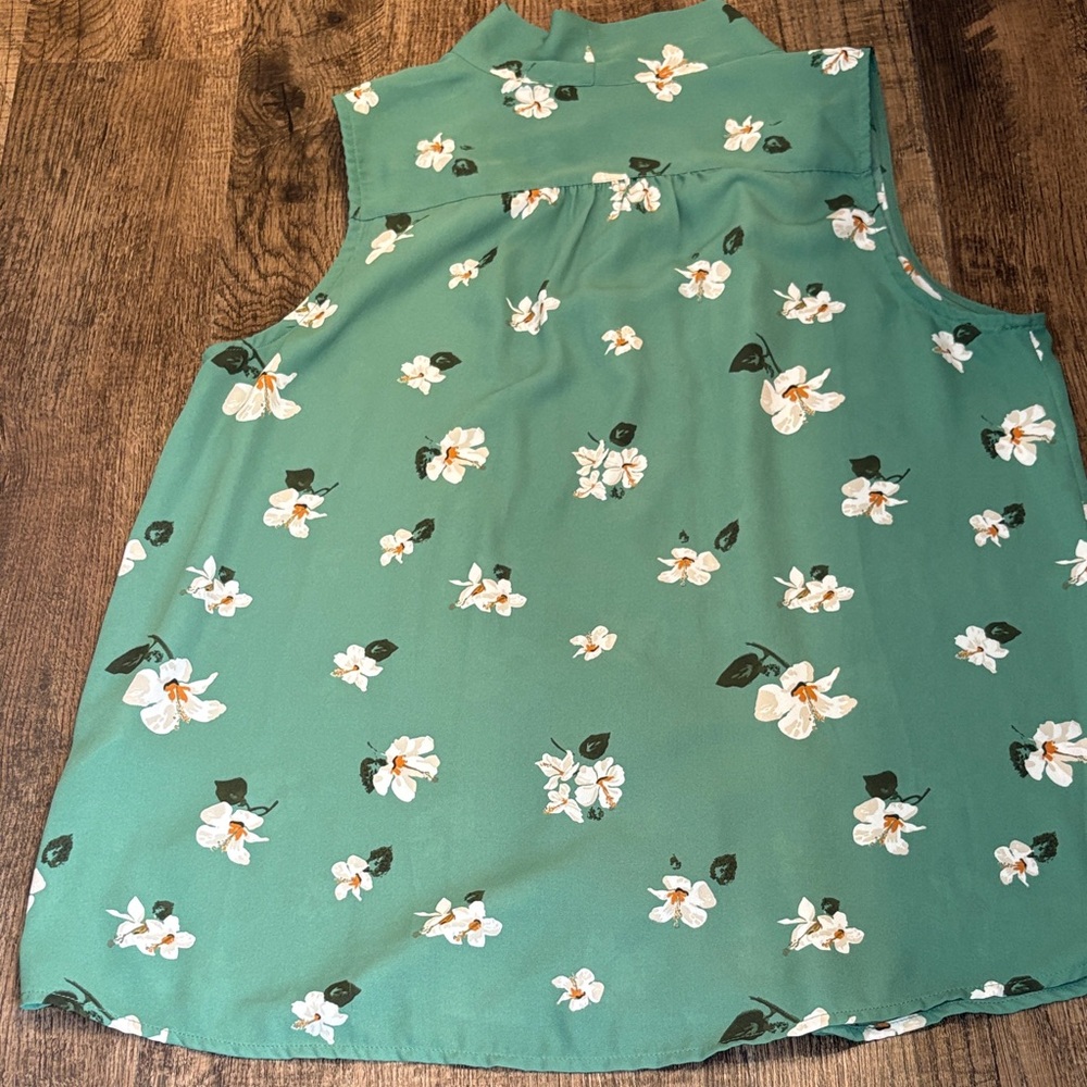 Rachel Zoe Green Floral Sleeveless Tie-Neck Blouse - Picture 3 of 4